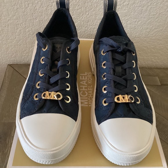 MICHAEL Michael Kors Shoes - MICHAEL MICHAEL KORS Evy Lace-Up Low-Top Sneakers